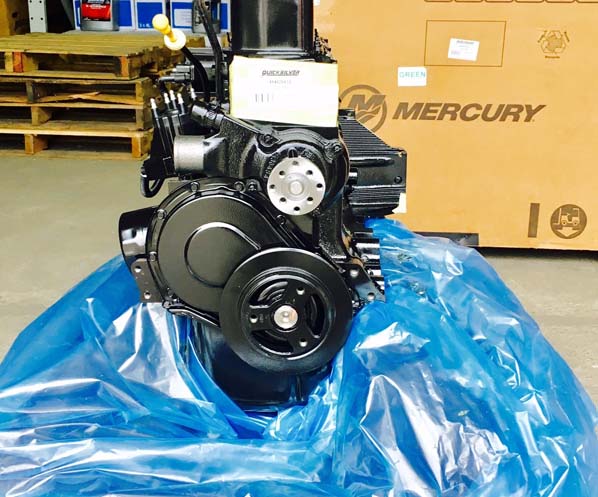 Снижена цена на двигатель MERCRUISER без навесного оборудования 3.0L